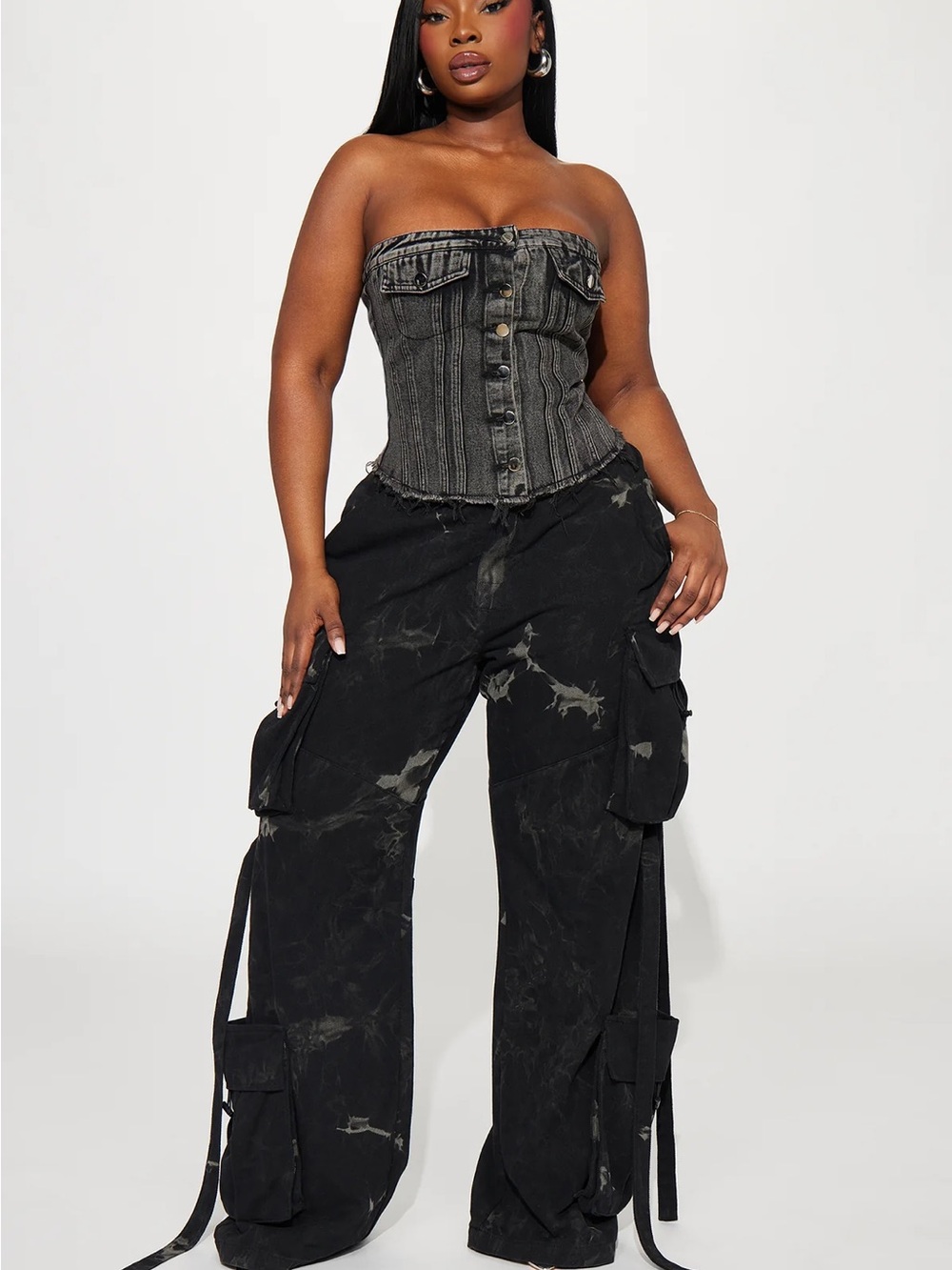 Fashion Nova Black Washed Wide-Leg Cargo Jeans